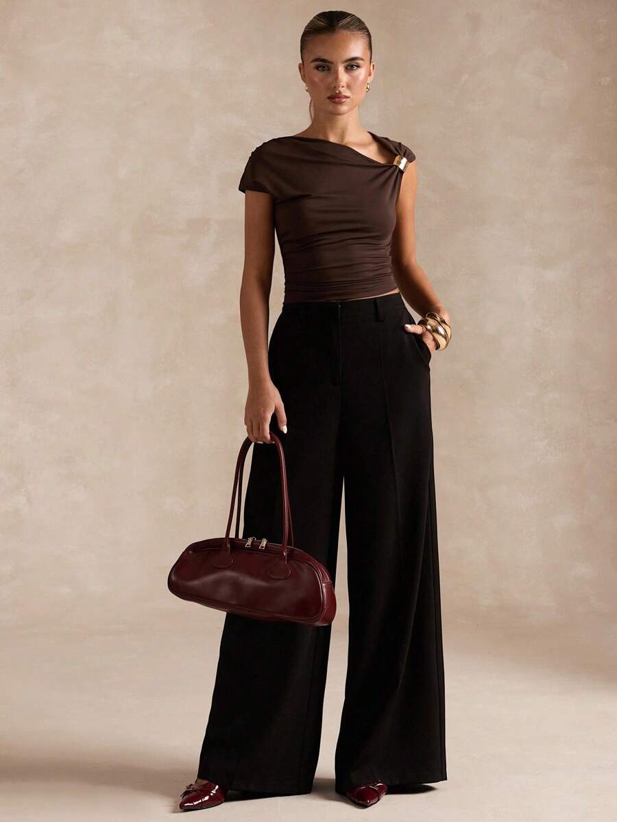 BROWN AMOUR | Asymmetric Neckline Tee