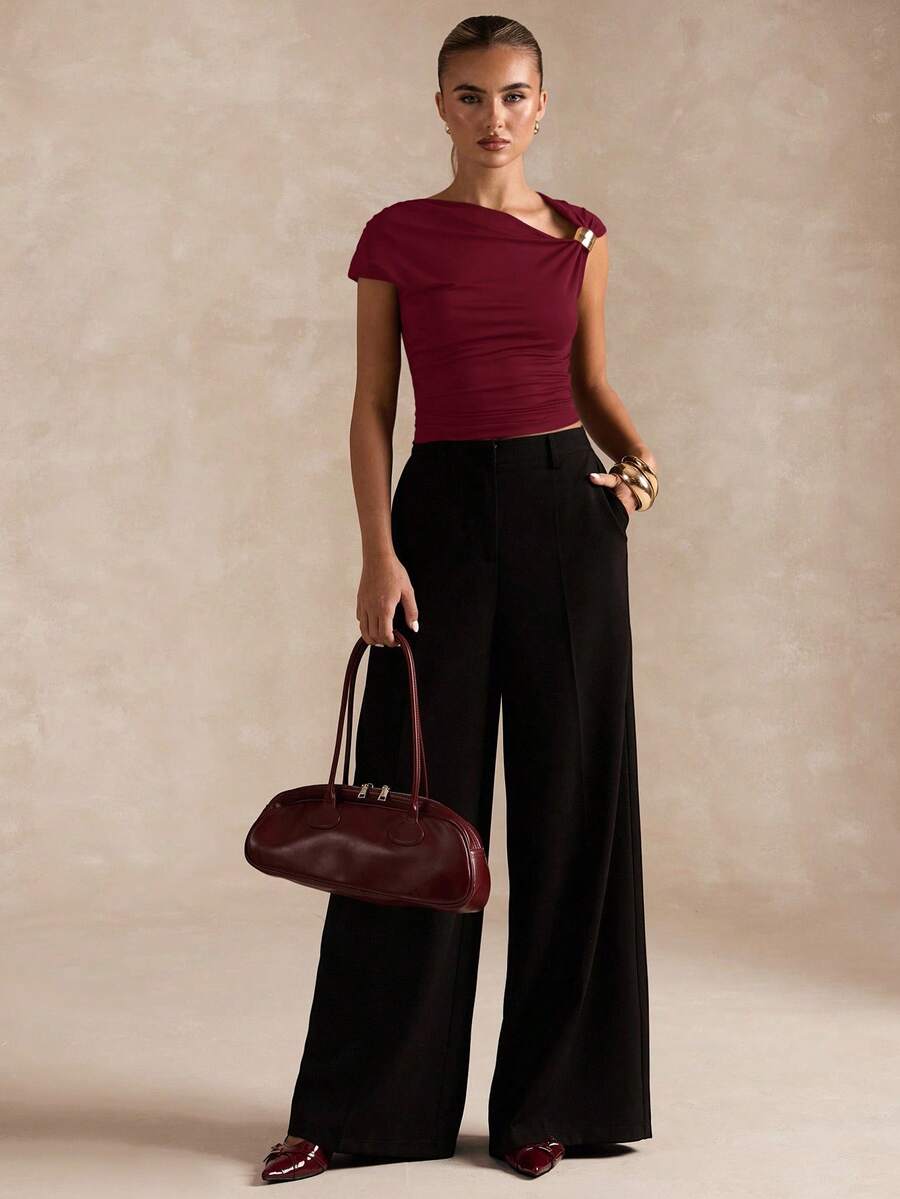 BROWN AMOUR | Asymmetric Neckline Tee